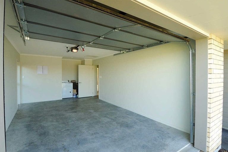 Photo of property in 5 Burford Way, Rolleston, 7615