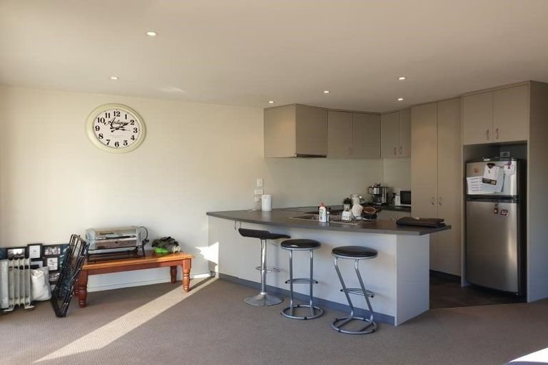 Photo of property in 189u8 Ohiro Road, Brooklyn, Wellington, 6021