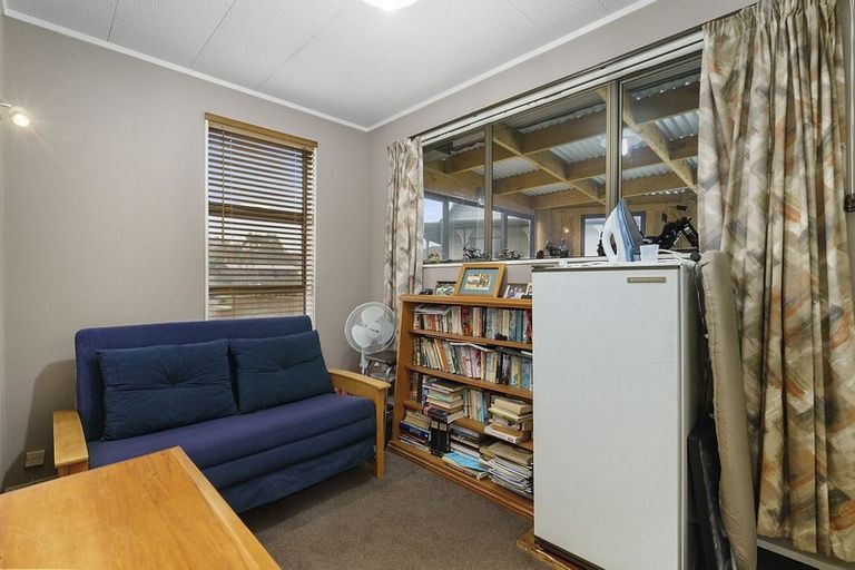Photo of property in 111 Guy Street, Dannevirke, 4930