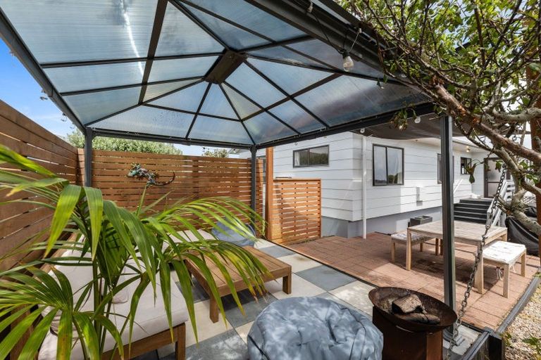 Photo of property in 20a Tahurangi Place, Spotswood, New Plymouth, 4310