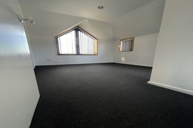 Photo of property in 158d Edgeware Road, Edgeware, Christchurch, 8013