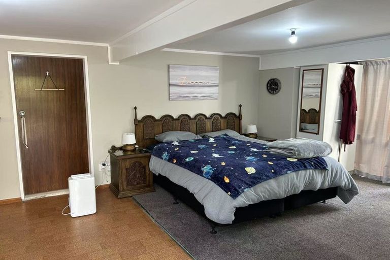Photo of property in 26 Cranwell Street, Churton Park, Wellington, 6037