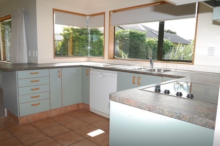 Photo of property in 77 Michael Road, Paraparaumu Beach, Paraparaumu, 5032