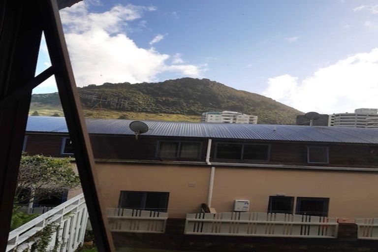 Photo of property in 40 Maunganui Road, Mount Maunganui, 3116
