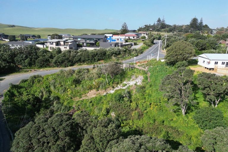 Photo of property in 38 Sea View Road, Baylys Beach, Dargaville, 0377