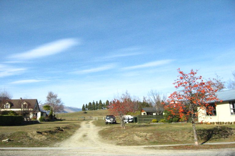 Photo of property in 35 Oregon Drive, Kelvin Heights, Queenstown, 9300