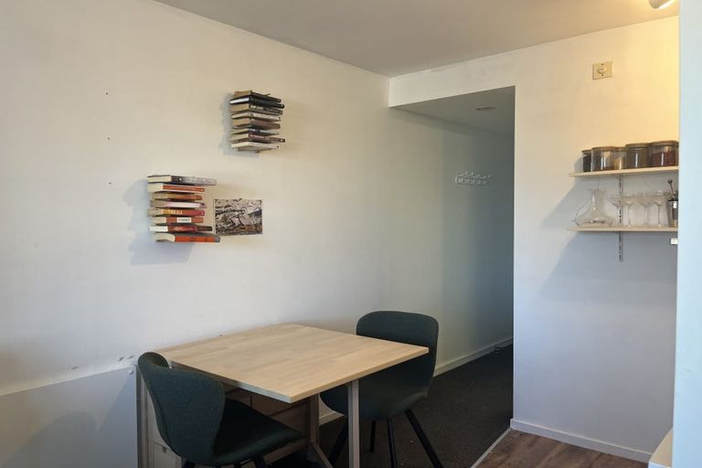 Photo of property in Orange Apartments/victoria Centr, 705/169 The Terrace, Wellington Central, Wellington, 6011