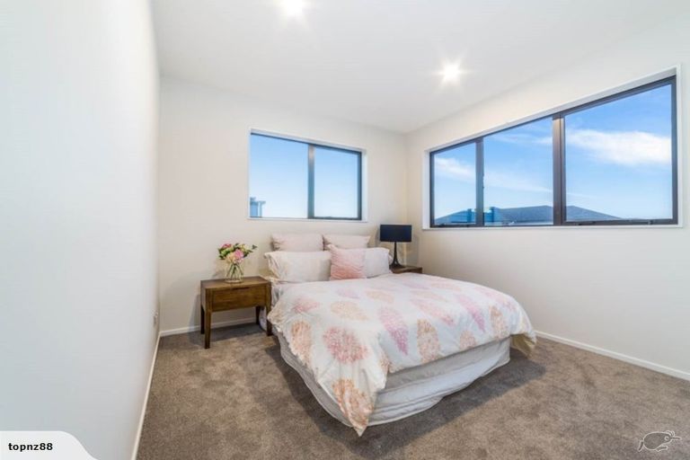 Photo of property in 10 Myland Drive, Hobsonville, Auckland, 0616