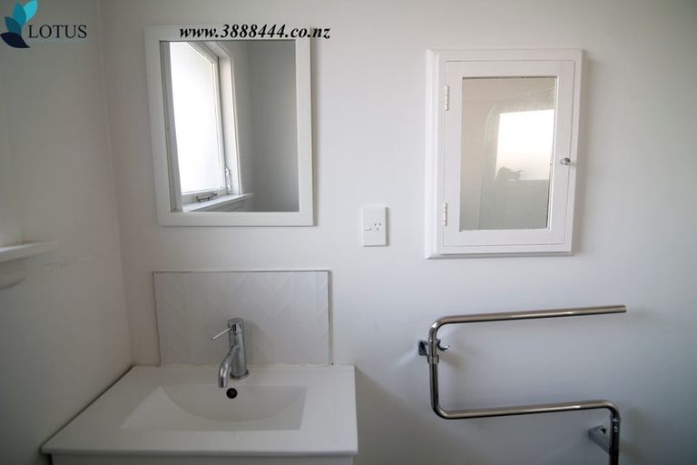 Photo of property in 2/32 Brittan Street, Linwood, Christchurch, 8011