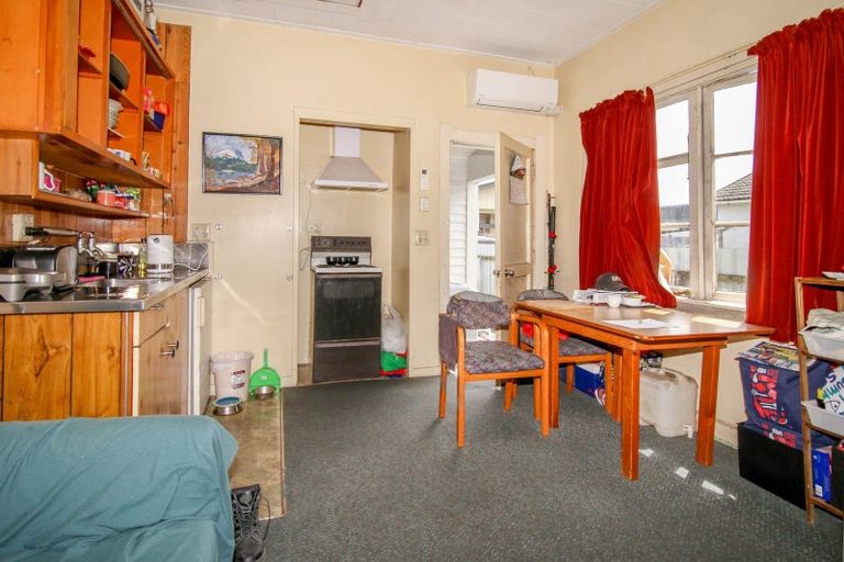 Photo of property in 304 Palmerston Street, Westport, 7825