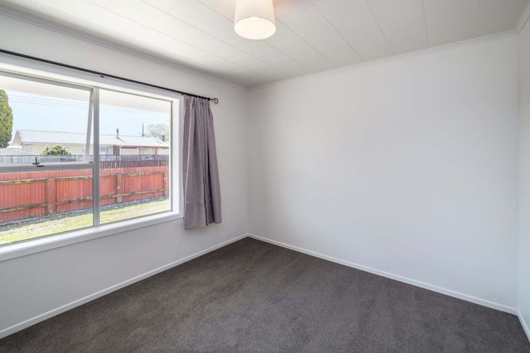 Photo of property in 72 New York Street, Martinborough, 5711