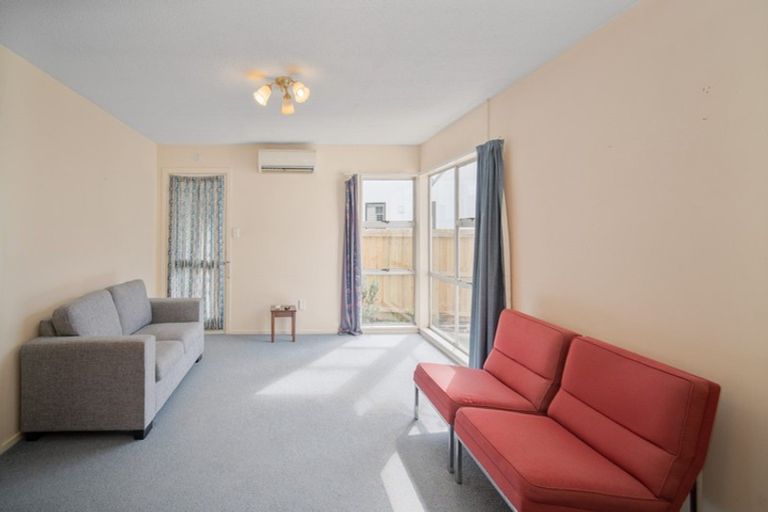 Photo of property in 4/59 Peverel Street, Riccarton, Christchurch, 8041