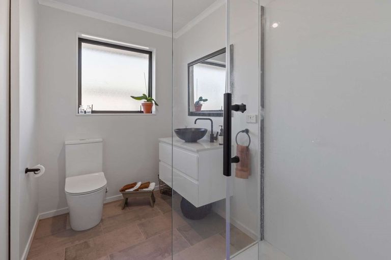 Photo of property in 19 Farnborough Drive, Nawton, Hamilton, 3200