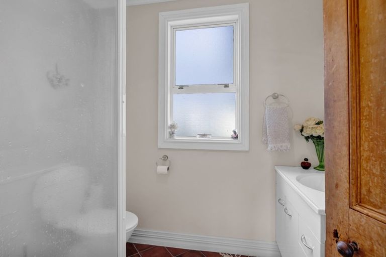 Photo of property in 22 Milmoe Street, Hawera, 4610