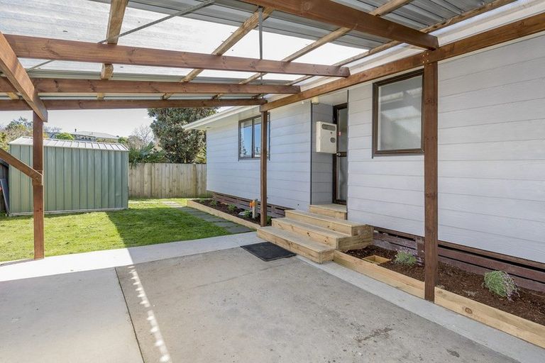 Photo of property in 3 Michael Road, Paraparaumu Beach, Paraparaumu, 5032