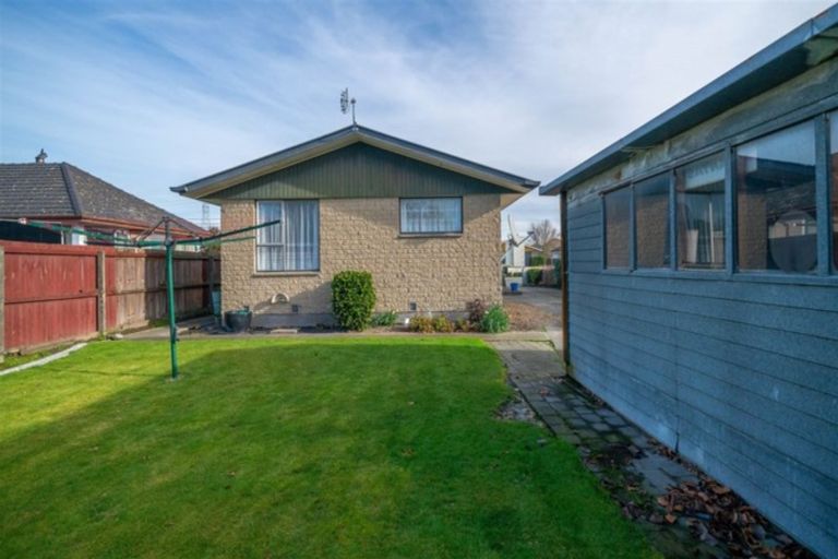 Photo of property in 24 Skerten Avenue, Hornby, Christchurch, 8042