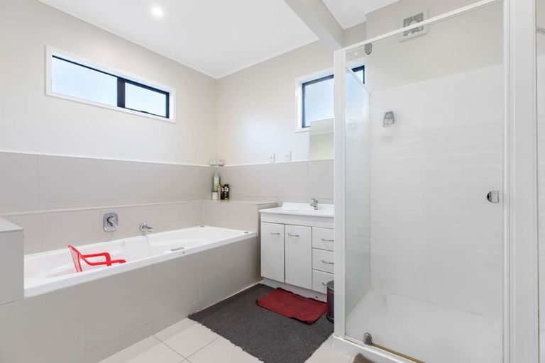 Photo of property in 51 Hindmarsh Street, Henderson, Auckland, 0612