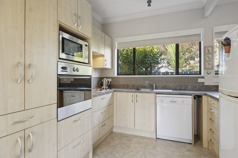 Photo of property in 231 Bay View Road, Saint Clair, Dunedin, 9012