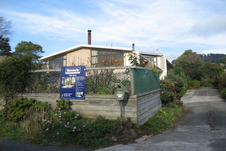 Photo of property in 8a Waikana Street, Broad Bay, Dunedin, 9014