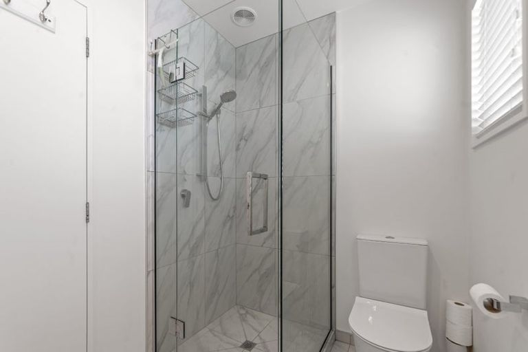 Photo of property in 1/47 Beachville Road, Redcliffs, Christchurch, 8081