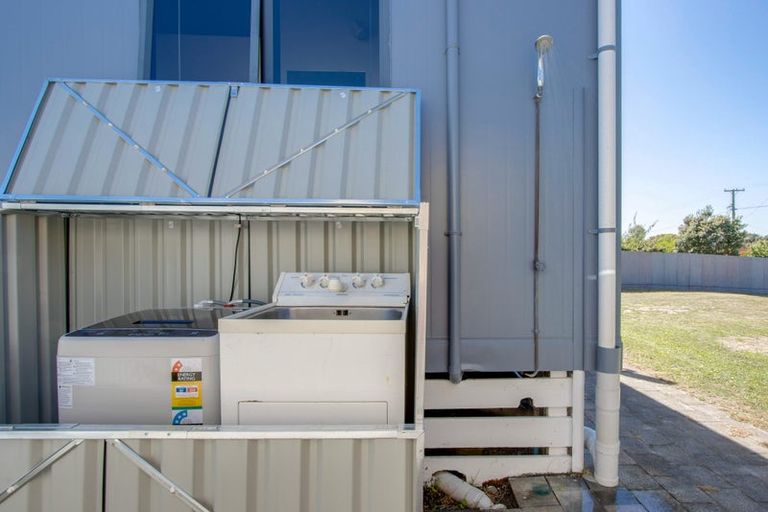 Photo of property in 60 Gillies Crescent, Waimarama, Havelock North, 4294