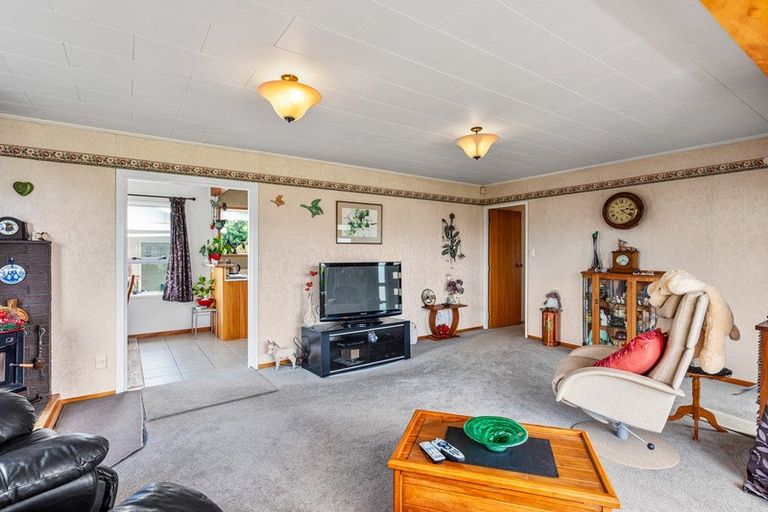 Photo of property in 3 Sharda Grove, Paraparaumu Beach, Paraparaumu, 5032