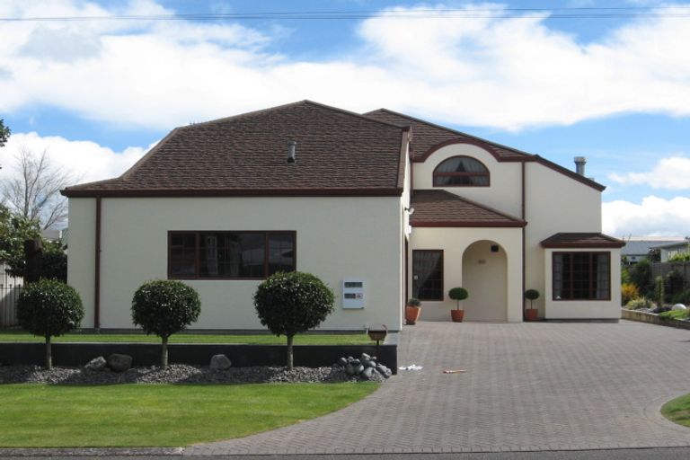 Photo of property in 2/14 Tui Street, Taupo, 3330