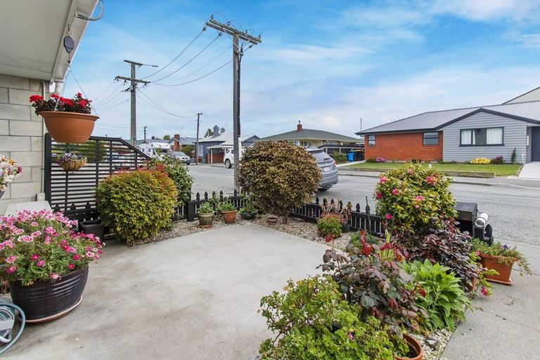 Photo of property in 25 Clyde Street, Seaview, Timaru, 7910
