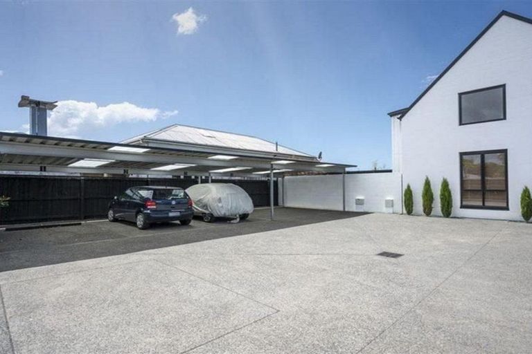 Photo of property in 1036d Colombo Street, St Albans, Christchurch, 8014
