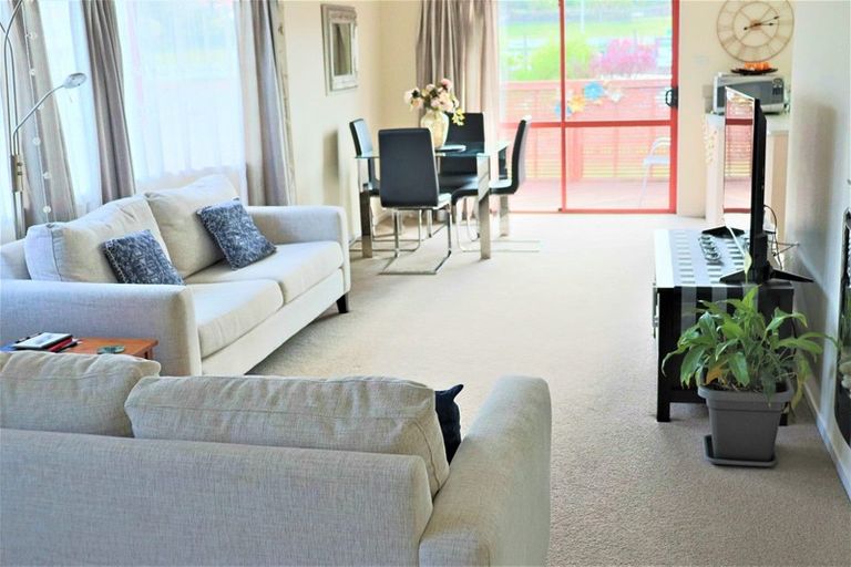 Photo of property in 122unit Kenny Street, Waihi, 3610