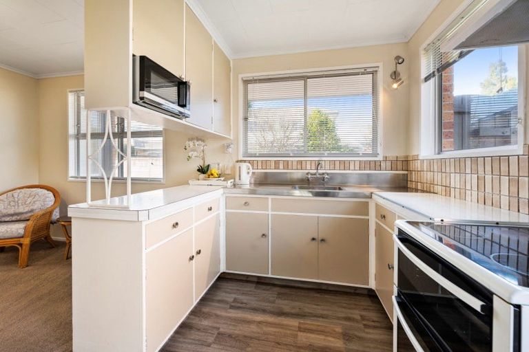 Photo of property in 15unit Carnot Street, Glenholme, Rotorua, 3010