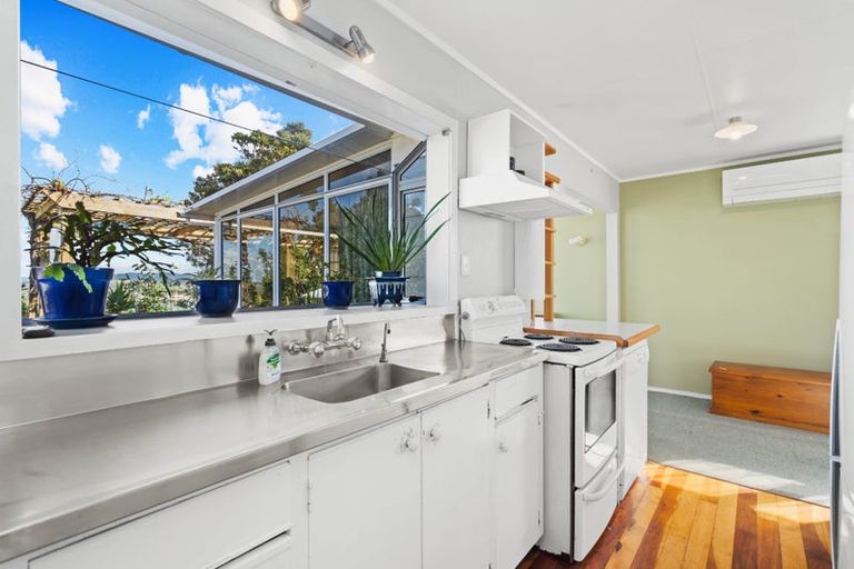 Photo of property in 10 Edge Street, Onerahi, Whangarei, 0110