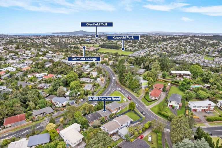 Photo of property in 2/152 Manuka Road, Bayview, Auckland, 0629