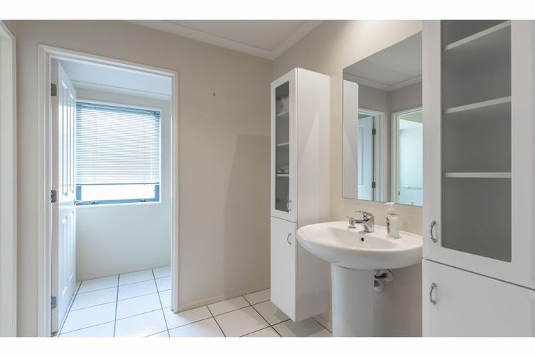 Photo of property in 4 Annaby Drive, Northwood, Christchurch, 8051