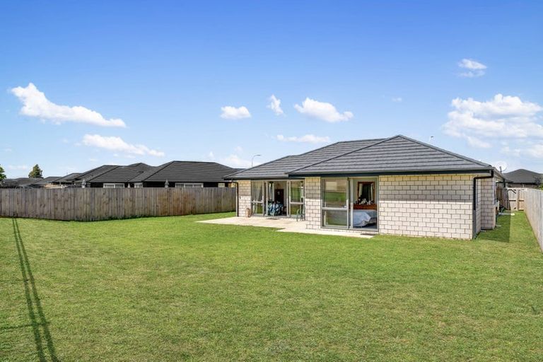 Photo of property in 51 Murray Ward Drive, Te Kauwhata, 3710