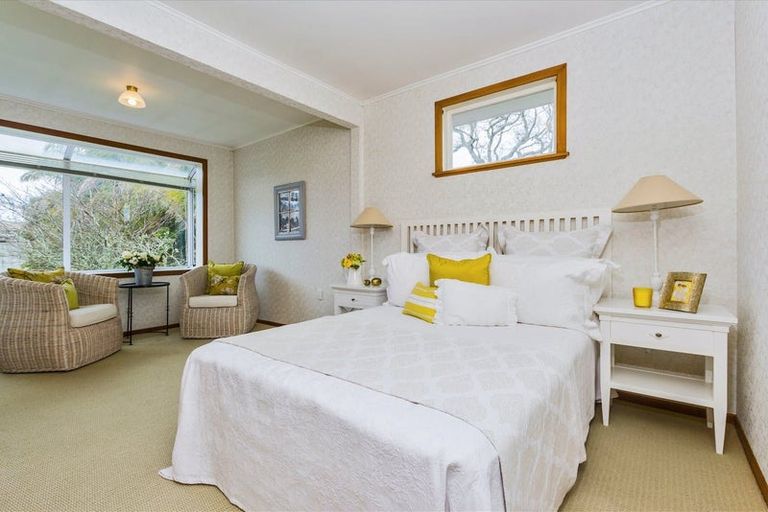 Photo of property in 18 Latham Avenue, Pakuranga, Auckland, 2010