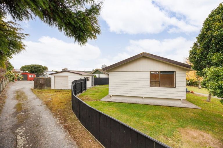 Photo of property in 30 Caroline Drive, Feilding, 4702
