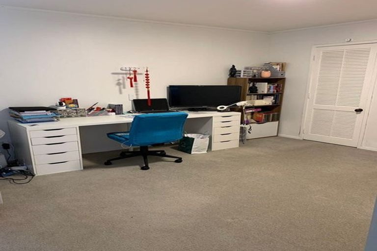 Photo of property in 2/116 Bucklands Beach Road, Bucklands Beach, Auckland, 2012