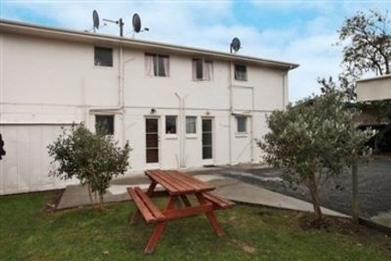 Photo of property in 4/50 Packe Street, Edgeware, Christchurch, 8013