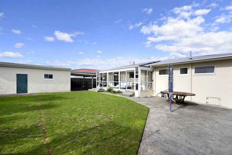 Photo of property in 32 Marlowe Street, Stoke, Nelson, 7011