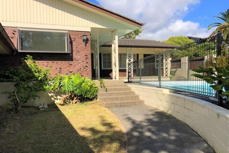 Photo of property in 19 Nui Mana Place, Te Atatu South, Auckland, 0610