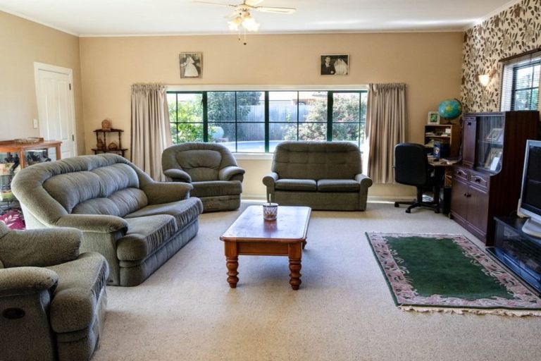 Photo of property in 69 Taylor Street, Cambridge, 3434