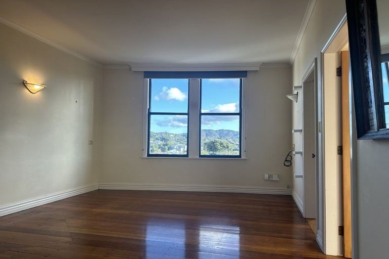 Photo of property in 98a Northland Road, Northland, Wellington, 6012