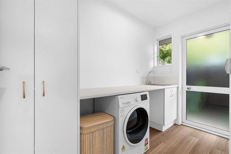 Photo of property in 216 Grahams Road, Burnside, Christchurch, 8053