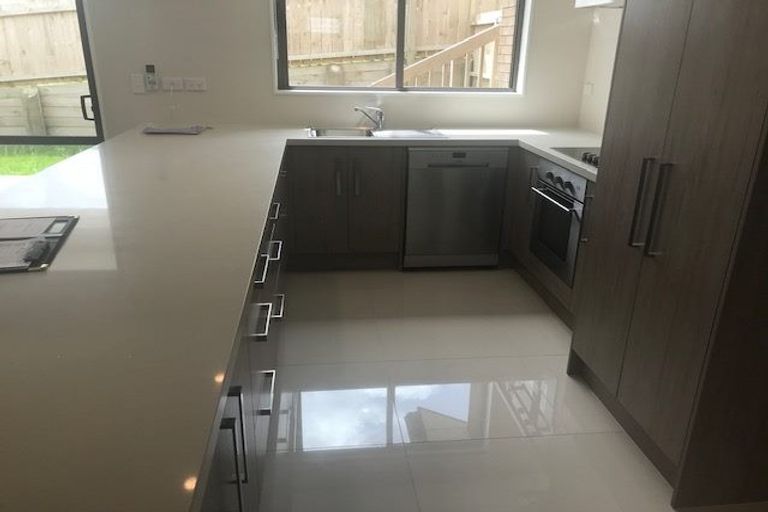 Photo of property in 4 Isabella Drive, Pukekohe, 2120