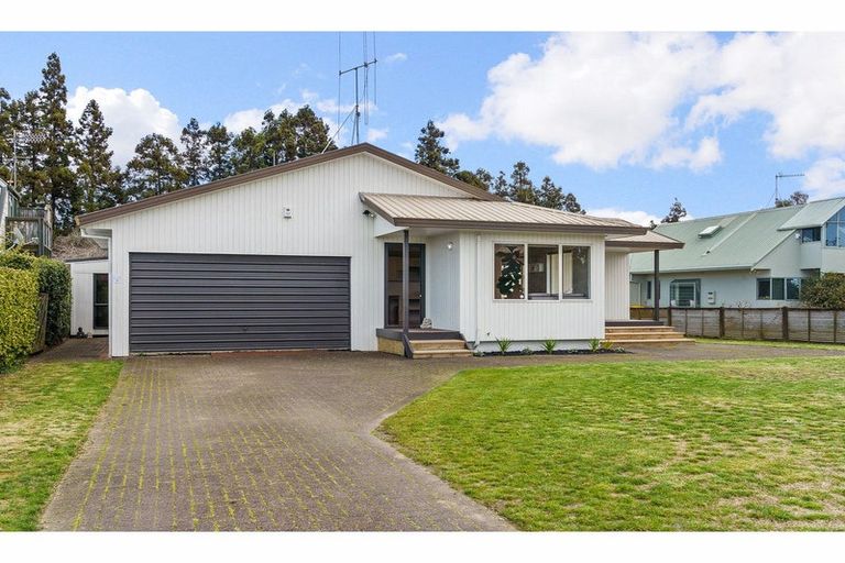 Photo of property in 20 Rimmington Drive, Hamilton Lake, Hamilton, 3204