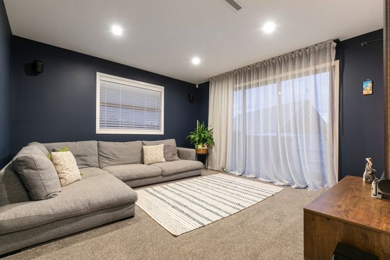 Photo of property in 2a Roland Road, Greenhithe, Auckland, 0632