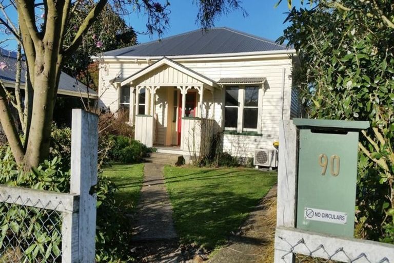 Photo of property in 90 Geraldine Street, Edgeware, Christchurch, 8013
