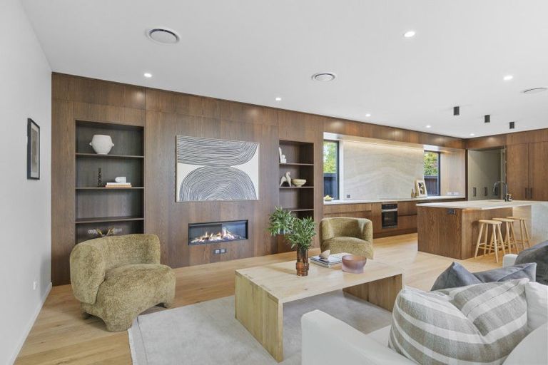 Photo of property in 26d Bryndwr Road, Fendalton, Christchurch, 8052