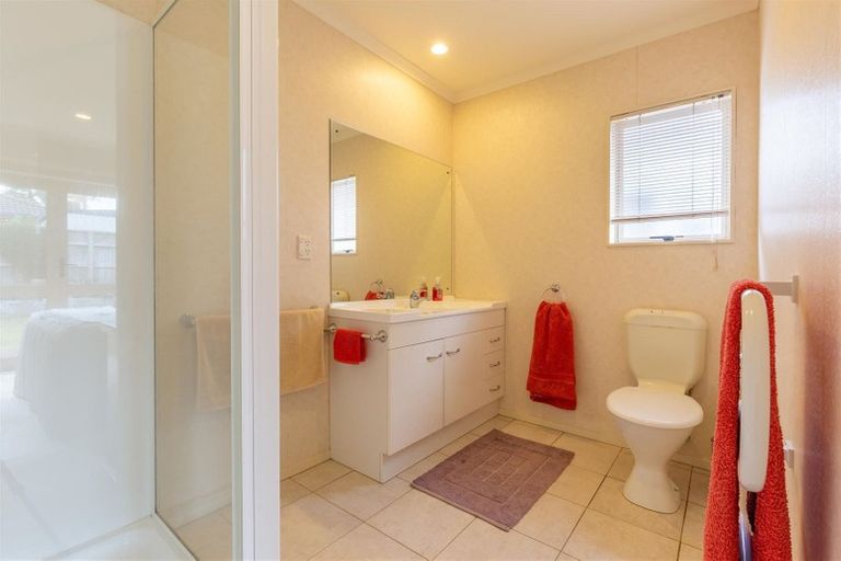 Photo of property in 39 Starlight Cove, Hobsonville, Auckland, 0618